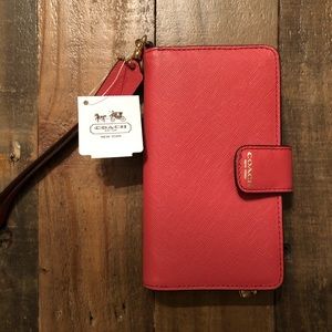 NWT Authentic Coach Wallet/Phone Holder